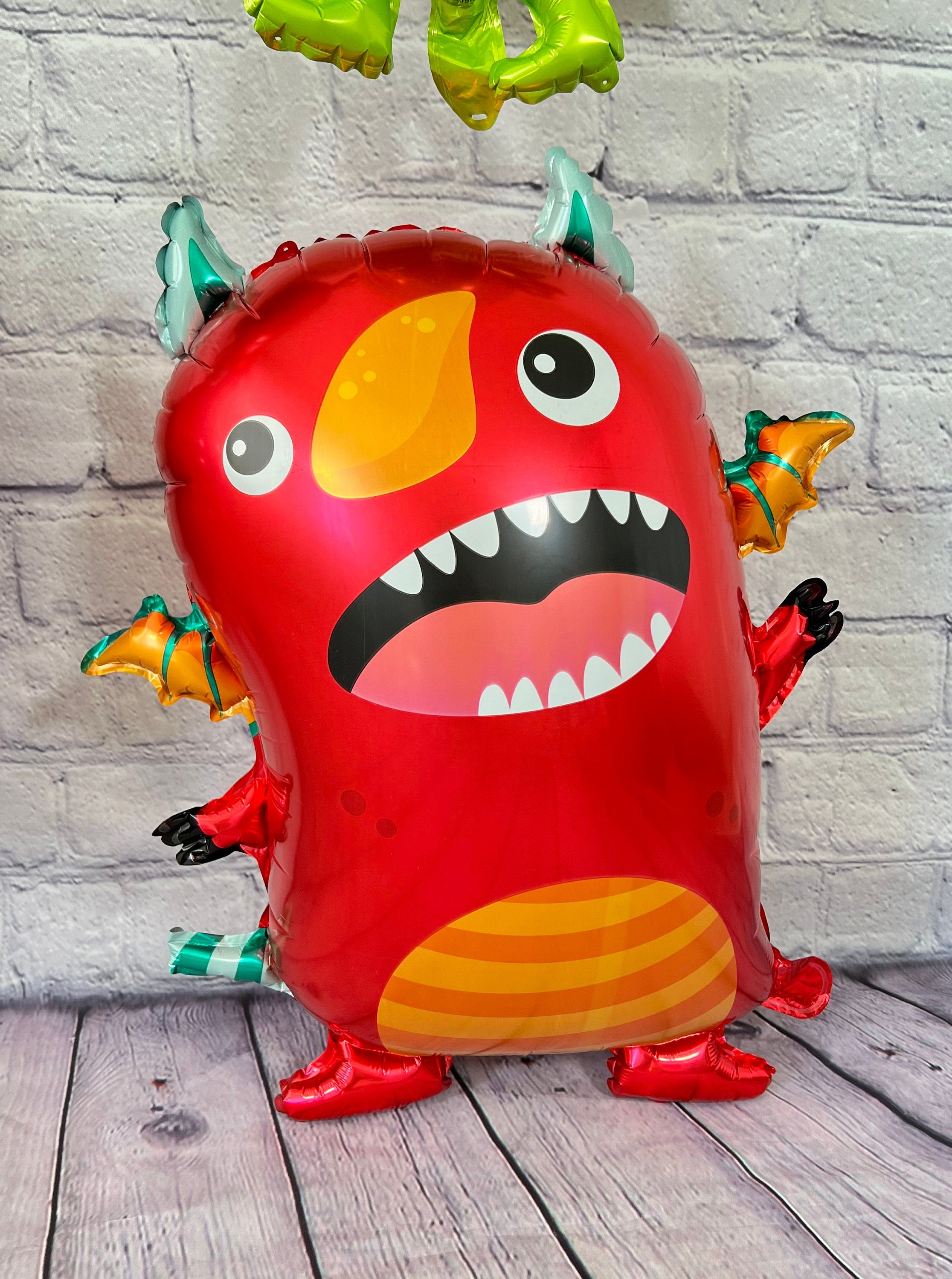 Space Alien Balloon Set – Monster Party Decor (6-Piece Set)