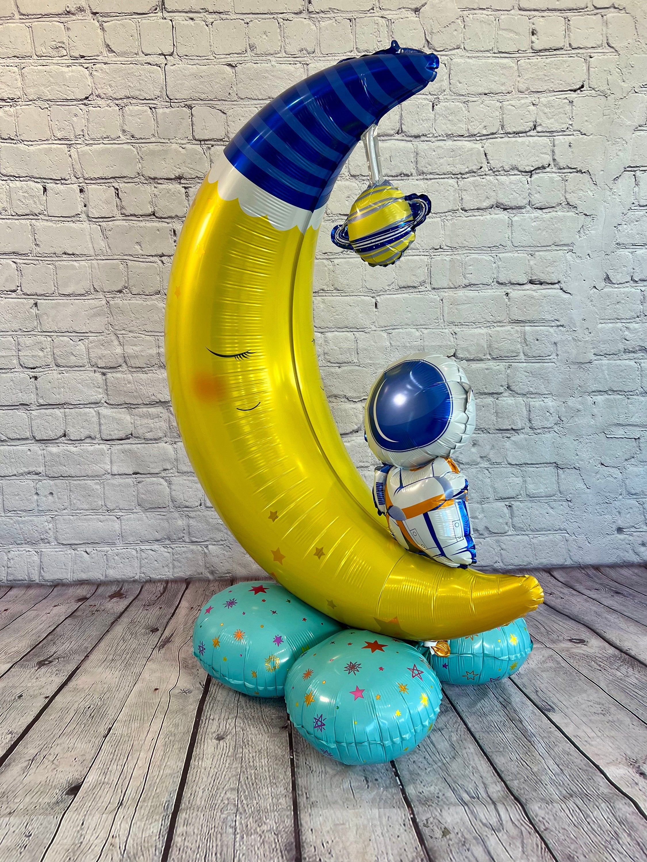 Astronaut on Moon Balloon – Jumbo Outer Space Party Decor