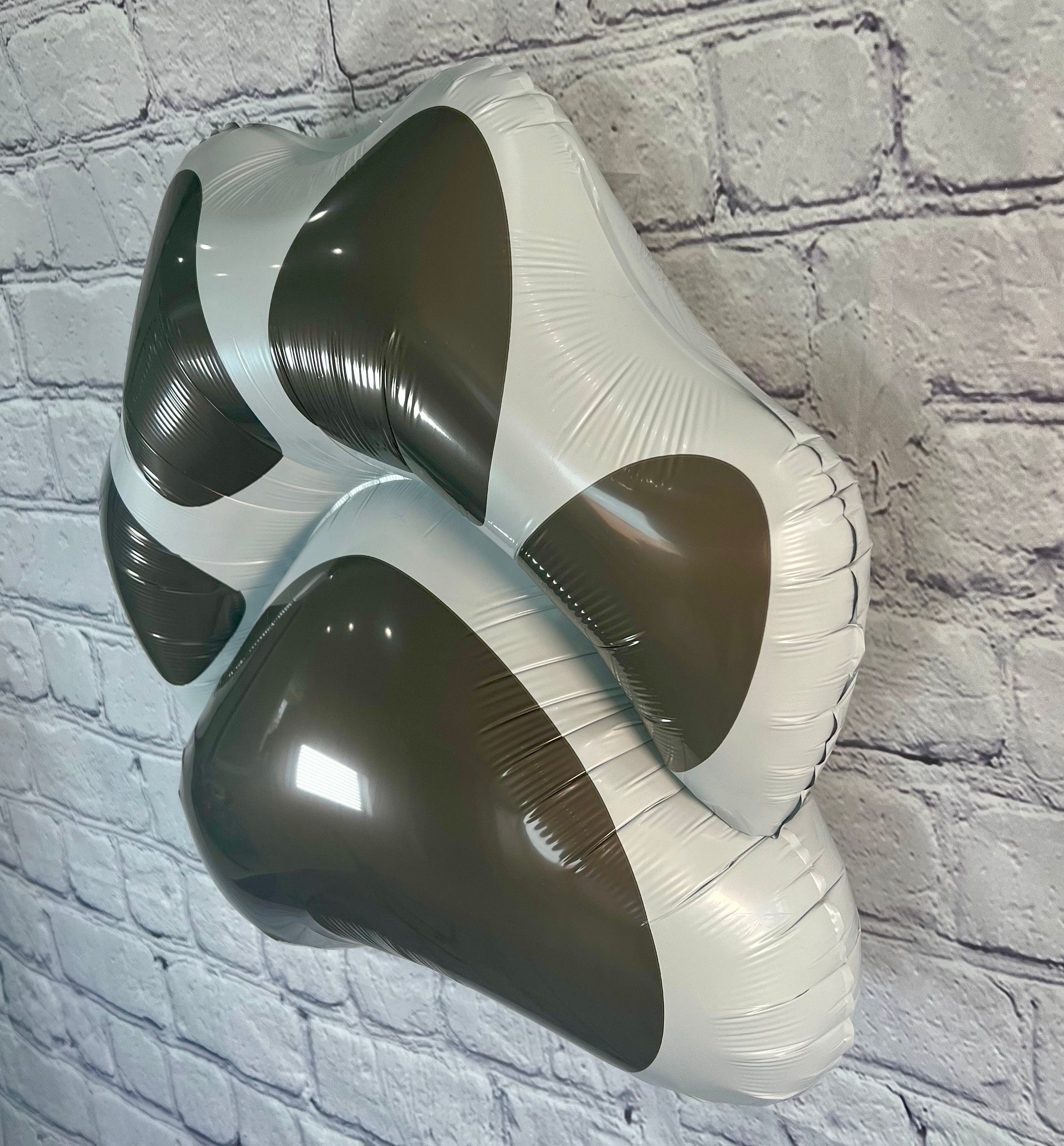 Black & White Dog Paw Print Balloon – Foil Party Decor